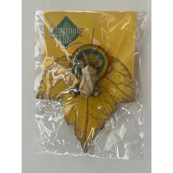 Charming Tails Mouse Lapel Pin Dean Griff Rainbow - Picture 4 of 5